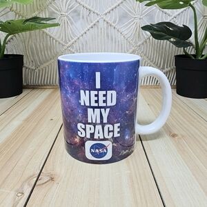 🚀NASA "I Need My Space" Mug